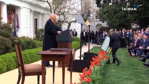 Trump Announces 20% Tariff on Vietnamese Goods