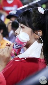마스크벗고 윙크 _이다혜 치어리더