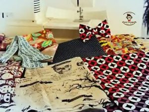 El mono con pajarita| El Atelier