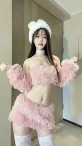 宝宝你知道的我只属于你扭一扭舞蹈小蛮腰扭起来清纯甜美邻家女孩_kbdd