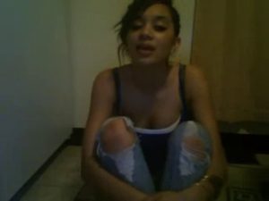 27musicstar's webcam video June 13, 2010, 11:24 PM
