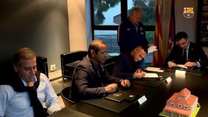 Neymar Jr: “No Barça me sinto em casa e feliz”