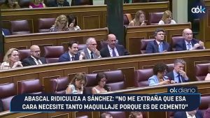 Abascal ridiculiza a Sánchez: "No me extraña que esa cara necesite tanto maquillaje porque es de cemento"