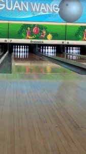 冠王保齡球館 練球