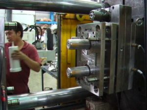 Oem mold making;Reverse engineering;Collapsible core mold