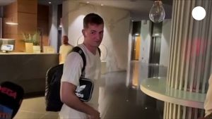 Julen Agirrezabala ya está en Valencia 