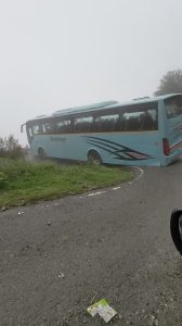 Bus Scrapes Side While Navigating Sharp Turn
