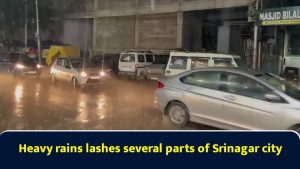 Heavy rains lashes several parts of Srinagar city