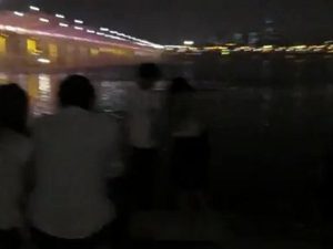 Han River light