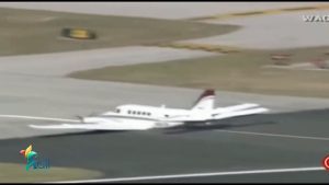 Stupid landing aircraft Boeing 747 05