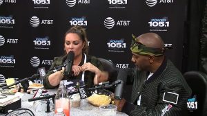 Prodigy Shows Angie Martinez How To Chef Up Prison Chow