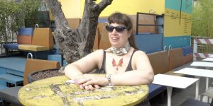Rencontre avec Claire Ottaway, chanteuse d'Astéréotypie et journaliste du "Papotin"