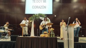 Hoy te rindo mi ser. Alabanza Cristiana🙏