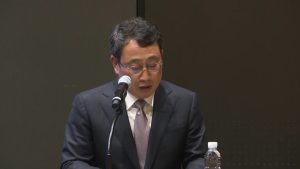 SKT '위약금 면제' 수용..."전 가입자 8월 요금 50% 할인" / YTN