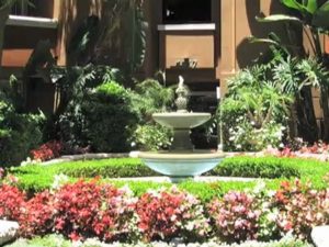 Villas at Park La Brea Apartments in Los Angeles, CA - ...