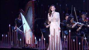 Elle fait une reprise de la Diva Dance du Cinquième Element à couper le souffle