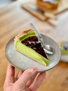 Flan Pâtissier au Pandan avec Pâte Feuilletée Maison | Recette Crémeuse, Originale et Gourmande